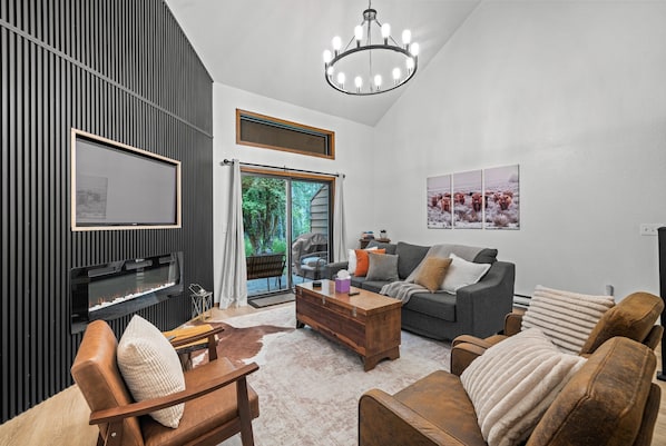 Living area- main level