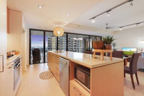 Spacious kitchen, well equipped with suitable appliances.
