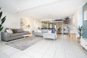 Spacious lounge area, with sofa bed.