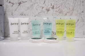 Bathroom amenities