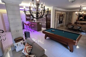Spielezimmer