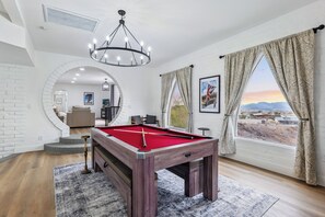 Spielezimmer