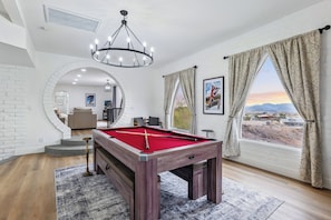 Spielezimmer