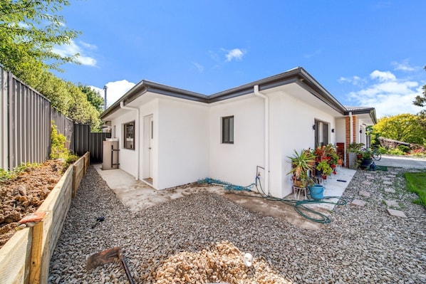 Granny Flat Entrance