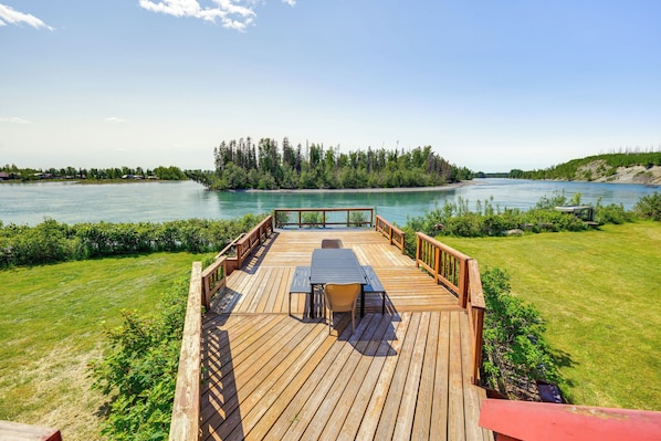 Sterling Vacation Rental | 2BR | 2BA | Steps to Enter | 1,500 Sq Ft