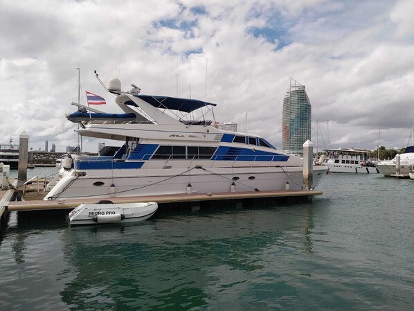 Marina