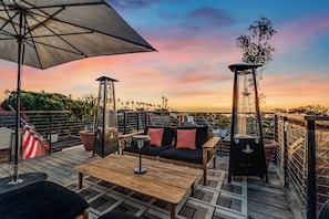 Outdoor Seating & Rooftop Deck