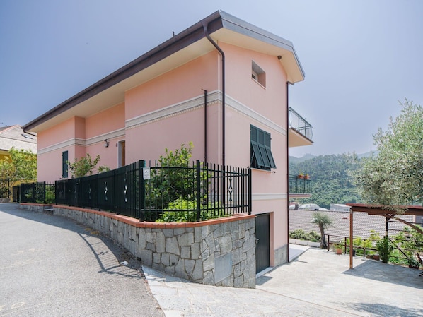 Bleu, Jaune, Balcon, Tache De Bois, HĂŽtel, Plante D'Appartement
