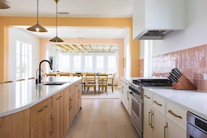 Kitchen Overview