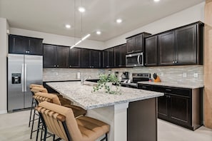 Fully-equipped kitchen