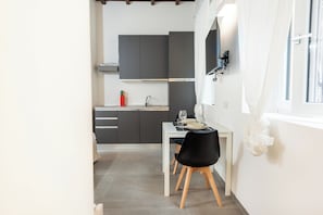 Apt2 Bagno - Airbnb Bennati - Luglio 2024-40