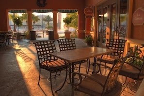 Outdoor dining