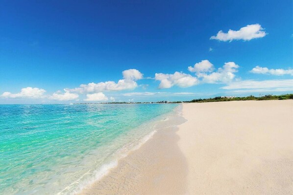 Nearest beach ~10 min walk (1)