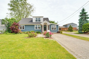 Parking | Driveway (2 Vehicles) | 1,600-Sq-Ft Home