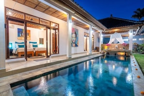 Exterior,Swimming pool