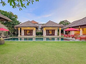 Villa Darma · 5BR Private Pool by Villa Bugis (266)