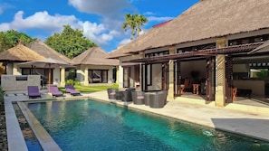 Villa Gembira 4BR Private Pool by Villa Bugis (299)