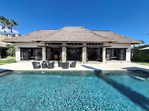 Villa Gembira 4BR Private Pool by Villa Bugis (298)