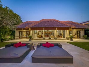 Villa Alam 4BR Private Pool Villa by Villa Bugis (54)