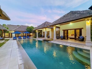 Villa Saphir 4BR Private Pool VIlla by Villa Bugis (813)