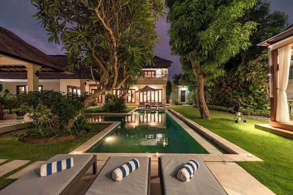 Villa Cemara 4BR Private Pool VIlla by Villa Bugis (97)