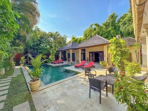 Villa Tresna · 5BR Private Pool by Villa Bugis (876)