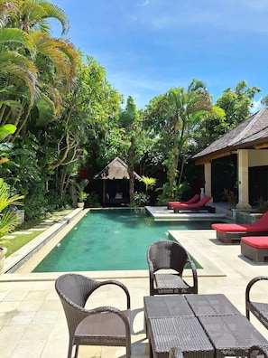 Villa Tresna · 5BR Private Pool by Villa Bugis (879)