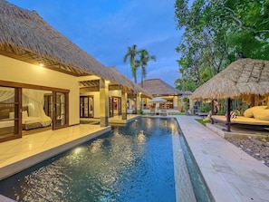 Villa Cinta 5BR Private Pool VIlla by Villa Bugis (179)