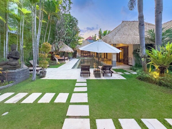 Villa Cinta 5BR Private Pool VIlla by Villa Bugis (177)