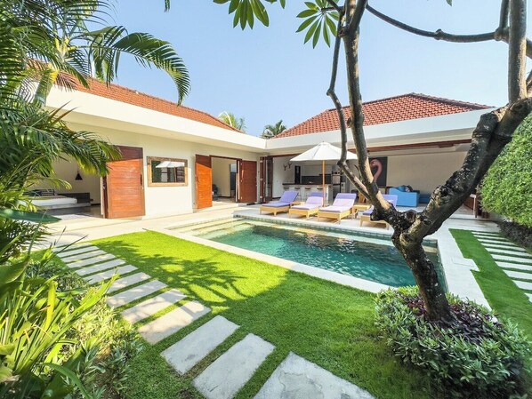 Villa Umah Kupu-Kupu 2 - 2BR (910)