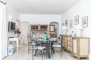 Wohn- und Esszimmer