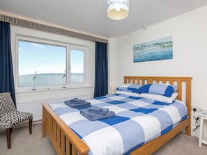 Double bedroom | Gosteg, Moelfre, near Benllech