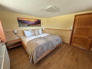 Ferienwohnung Thymian, 26qm, 1 Schlafzimmer mit Terrasse-Doppelzimmer seitlich