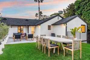 Dine outdoors under the LA sky