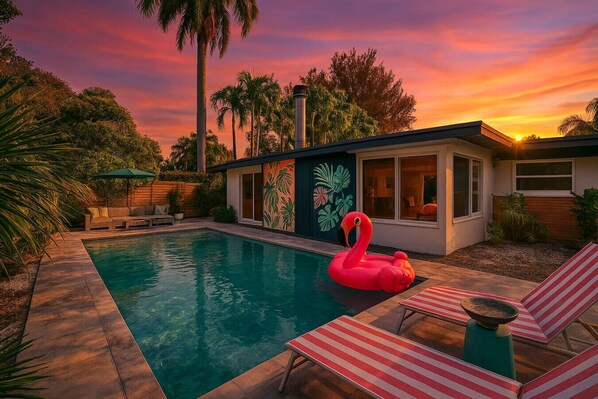 Pool