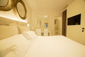 Autumn, Bedroom, Spring, Summer