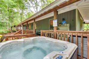 Bain à remous extérieur