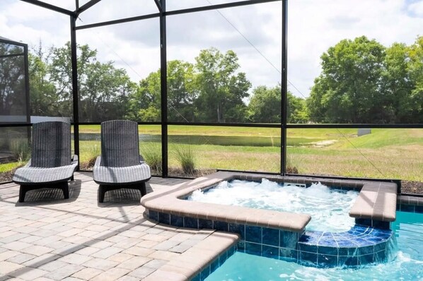 Swimming pool