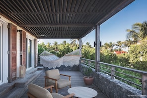 Master Suite Balcony Hammock