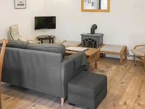 Open plan living space | Brabazon - Furley Cottages, Membury