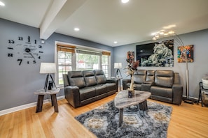 Living Room | Central Heating & A/C | Main Level