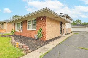 House Exterior | Parking | Driveway (3 Vehicles)