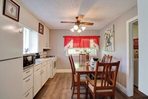 Kitchen | Drip Coffee Pot | Keurig | Toaster