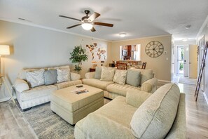 Living Room | 1st Floor | Central A/C & Heating | Smart TV w/ Roku