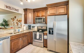 Kitchen | Keurig Coffee Maker | Dishwasher | Cooking Basics