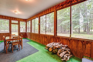 Sunroom | Dining Area