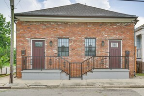 Exterior | Free Street Parking