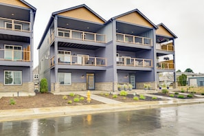 Property Exterior | 3-Story Townhome