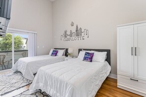 Top Floor Bedroom w Smart TV + Balcony (Unit B)