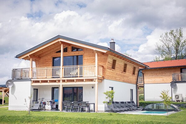 Holiday Home Exterior [summer]